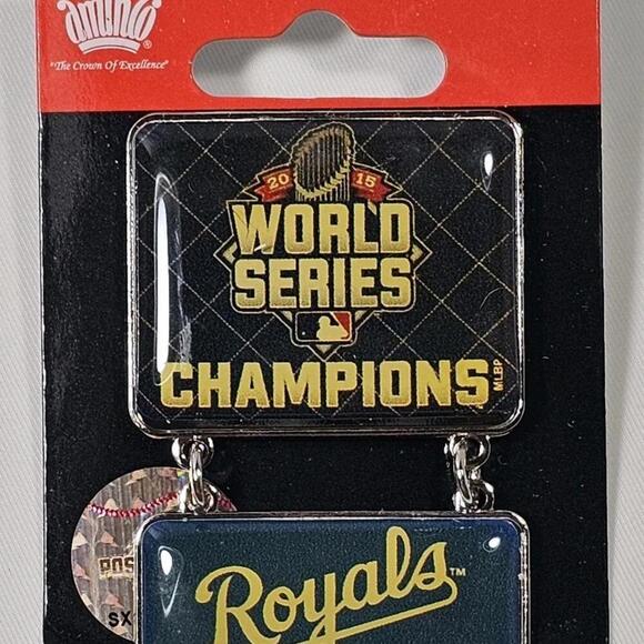 Kansas City Royals 2015 World Series Champions Post Season Pin - Picture 2 of 8